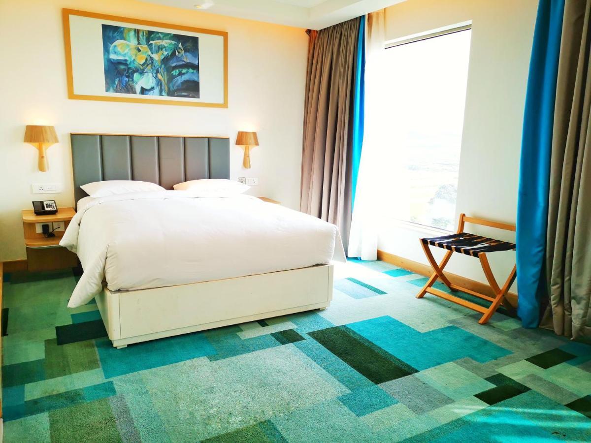 Holiday Inn Bengaluru Racecourse By Ihg Kültér fotó