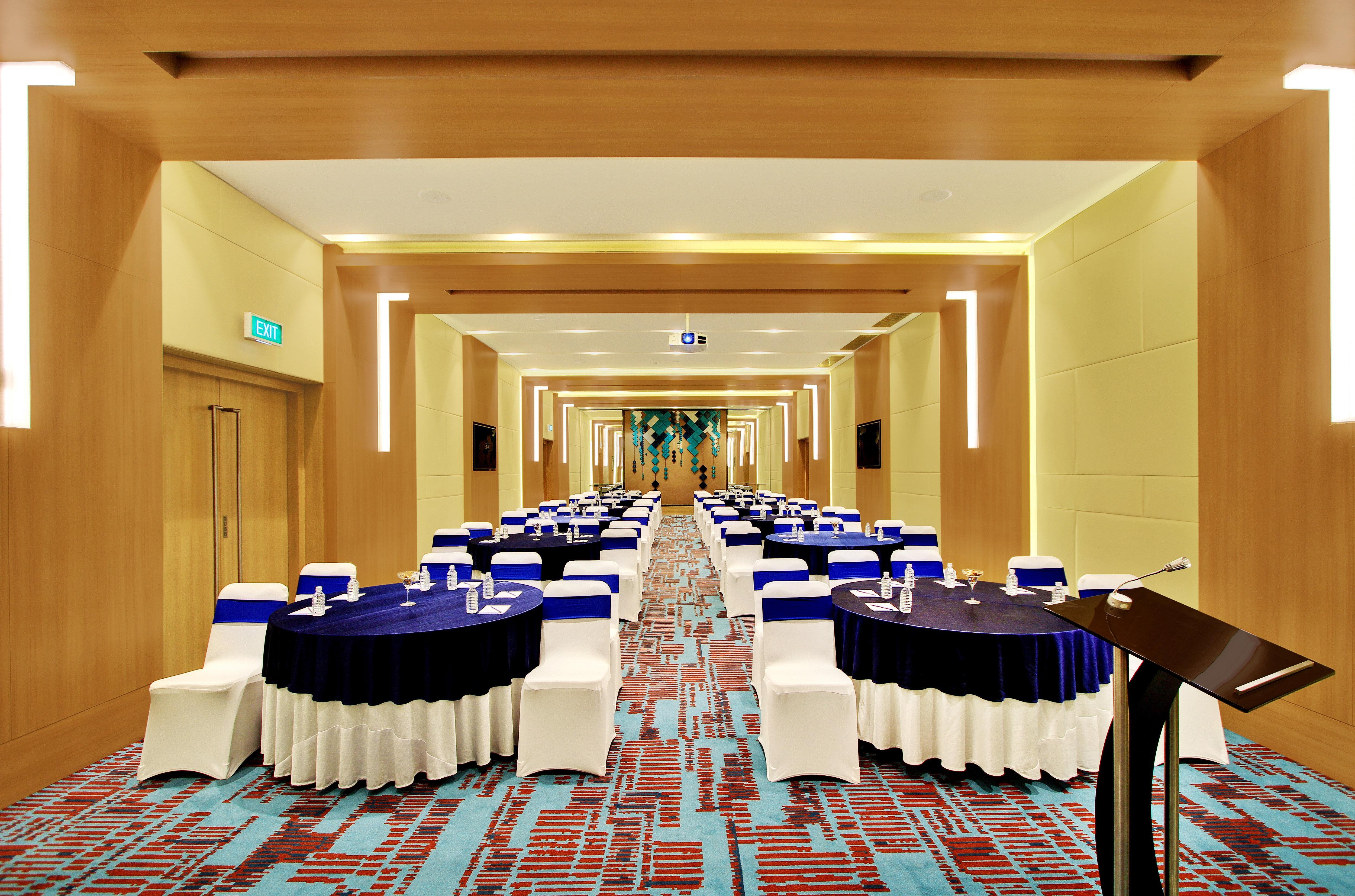 Holiday Inn Bengaluru Racecourse By Ihg Kültér fotó Meeting room