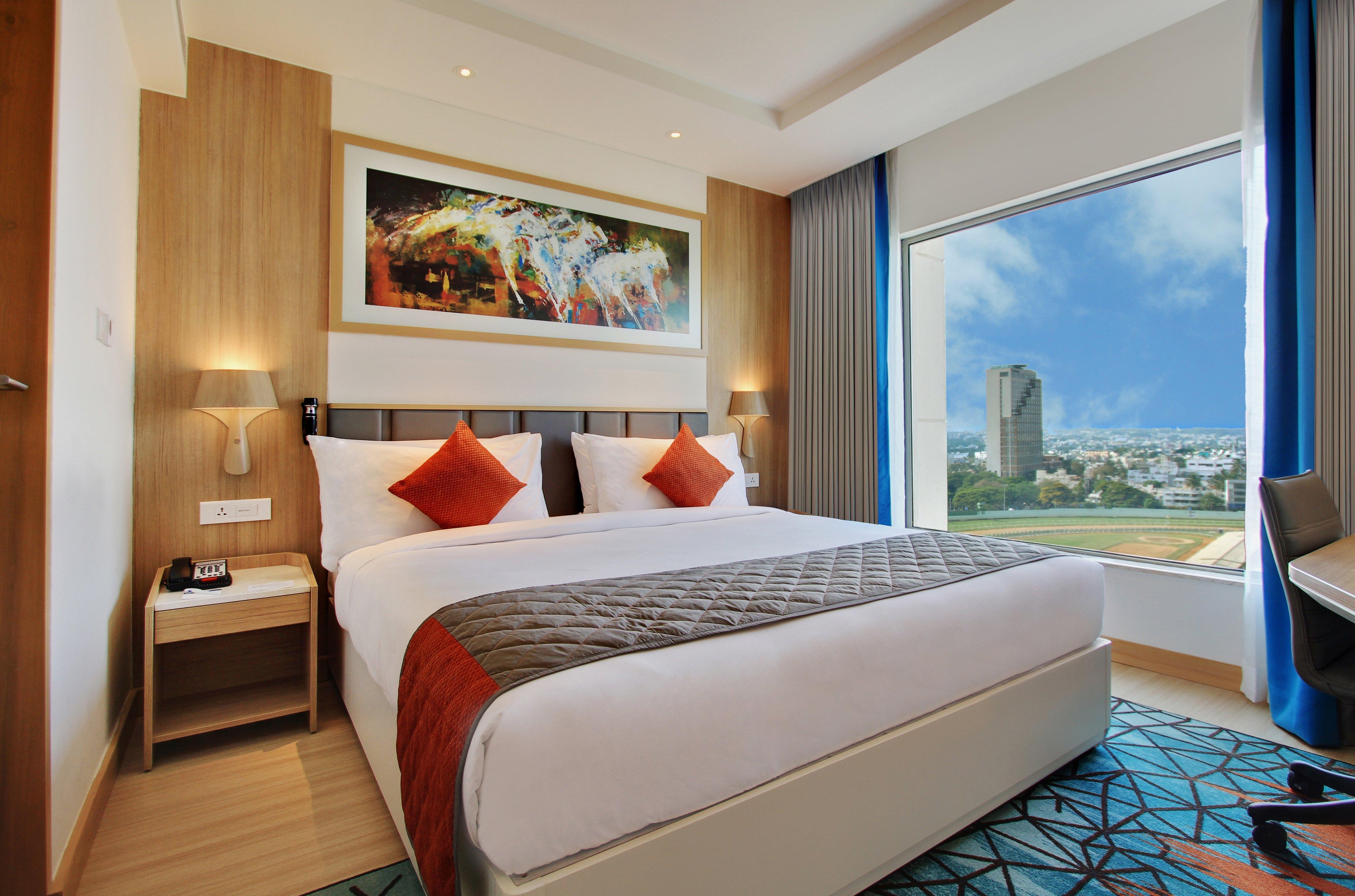 Holiday Inn Bengaluru Racecourse By Ihg Kültér fotó A room at the hotel