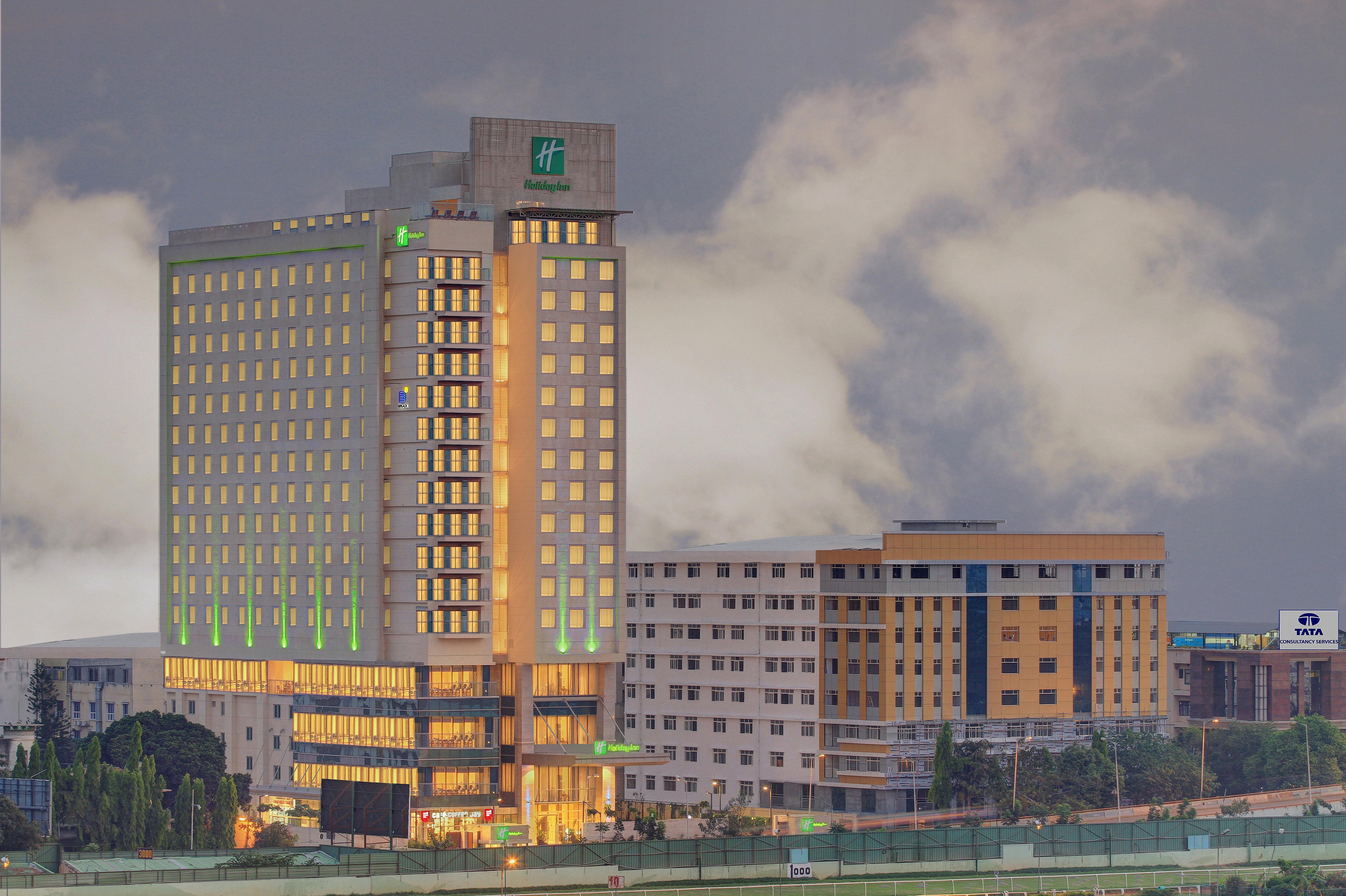 Holiday Inn Bengaluru Racecourse By Ihg Kültér fotó Holiday Inn & Suites, Addis Ababa