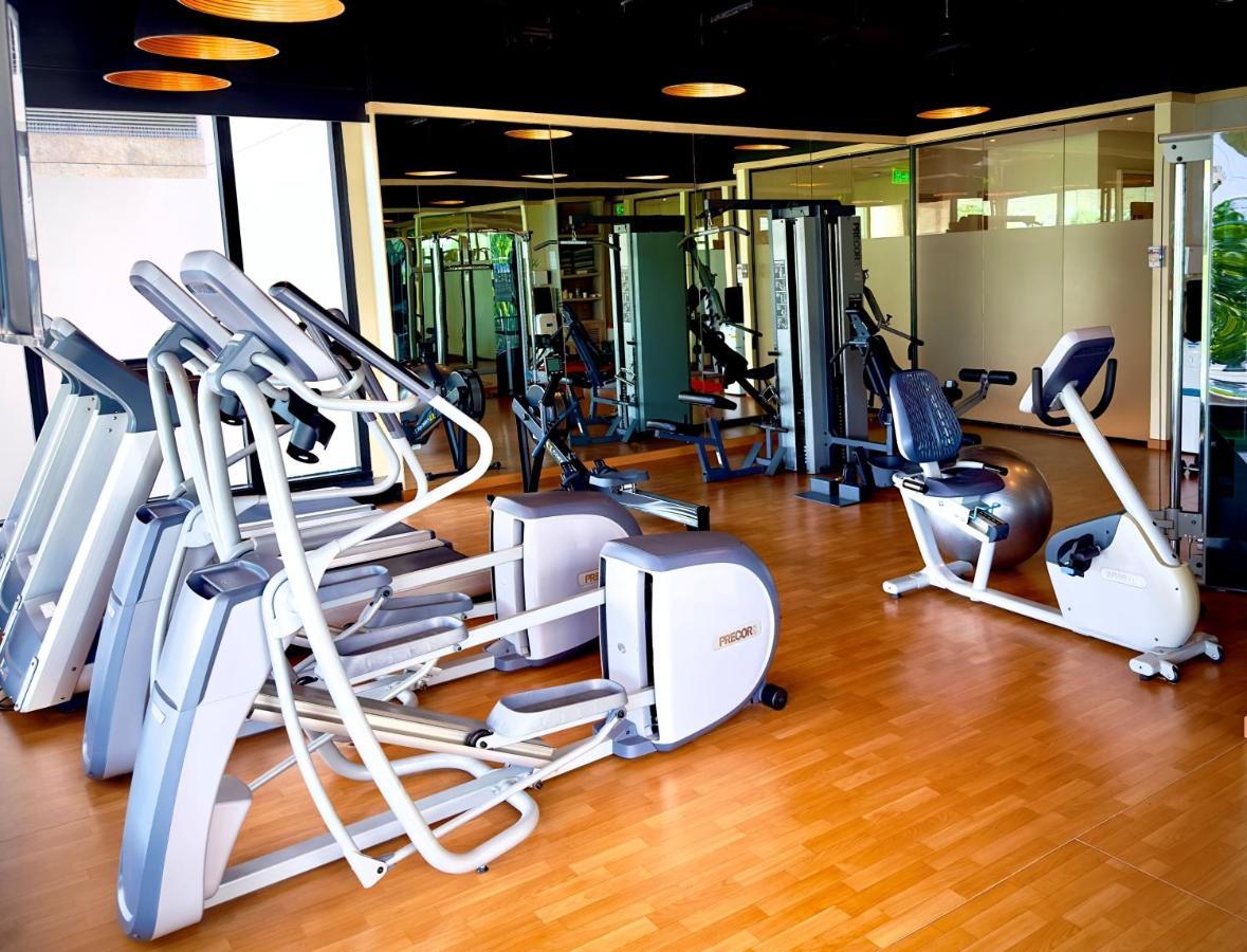 Holiday Inn Bengaluru Racecourse By Ihg Kültér fotó A gym